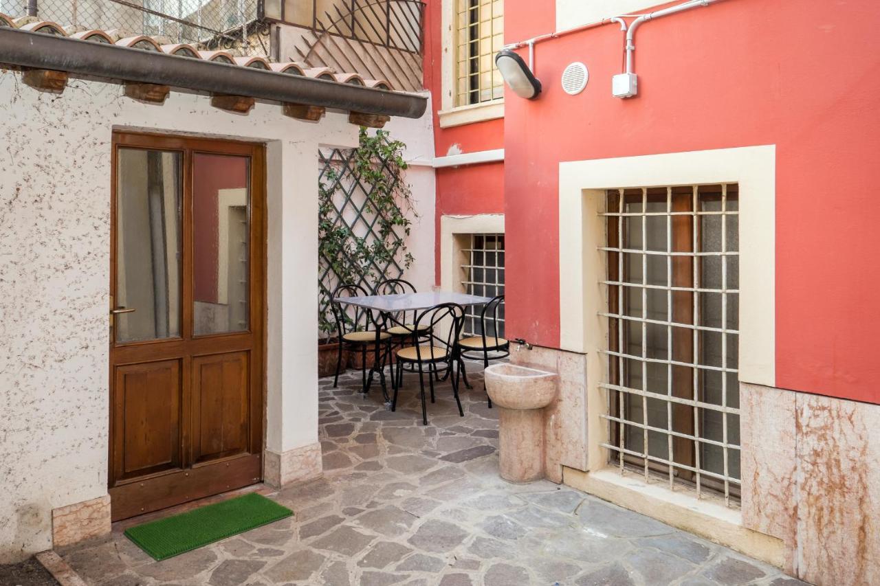 ヴェローナFlats4Rent Casa Di Teaアパートメント エクステリア 写真
